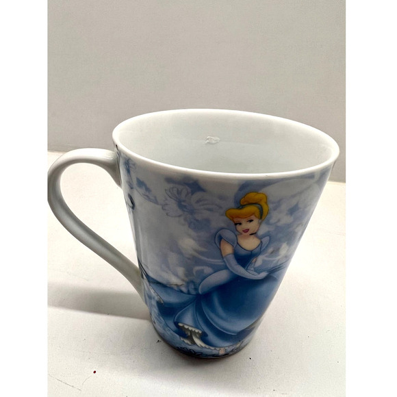 Disney Princess Cinderella Ceramic Dainty 8oz Tea Cup Coffee Mug - Picture 3 of 6